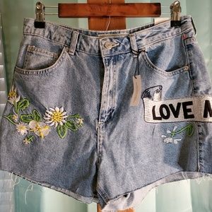 Topshop Shorts - NWT Topshop Embroidered Mom Jeans Topshop Shorts - NWT Topshop Embroidered Mom Jeans